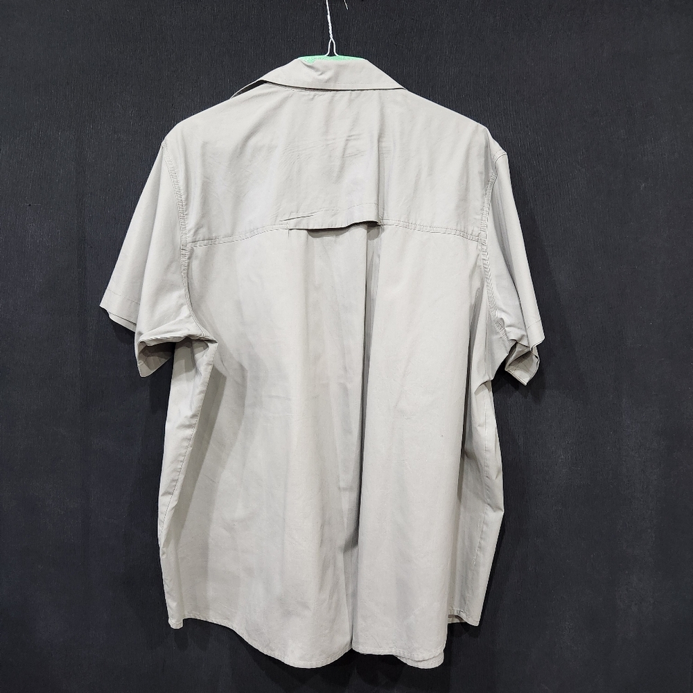 RedHead Spring River Vented Back Solid Button-Down S/S - Picture 4 of 16